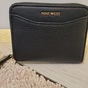 Nine West wallet